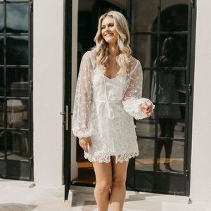 Le Rose Maya Robe